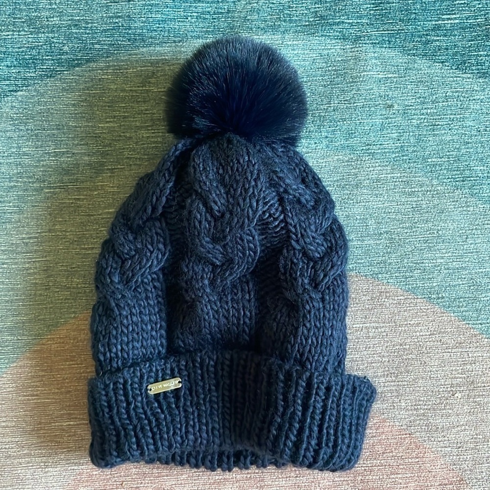 Steve Madden Navy Blue Cable Knot Soft Winter Hat